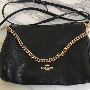 COACH Blk Pebble Leather 2 Way w/ Gold Purse